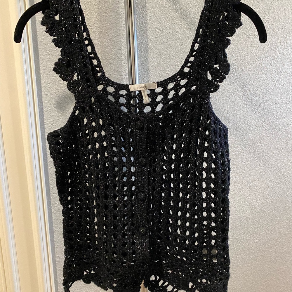 Metro 7 crochet tank top